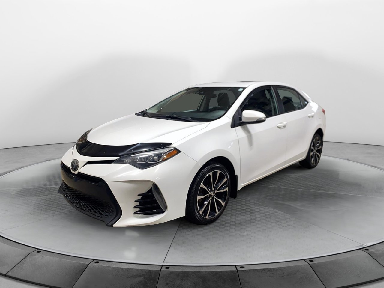 2018 Toyota Corolla VIN 2T1BURHE3JC022129 White Baie-Comeau - photo #0