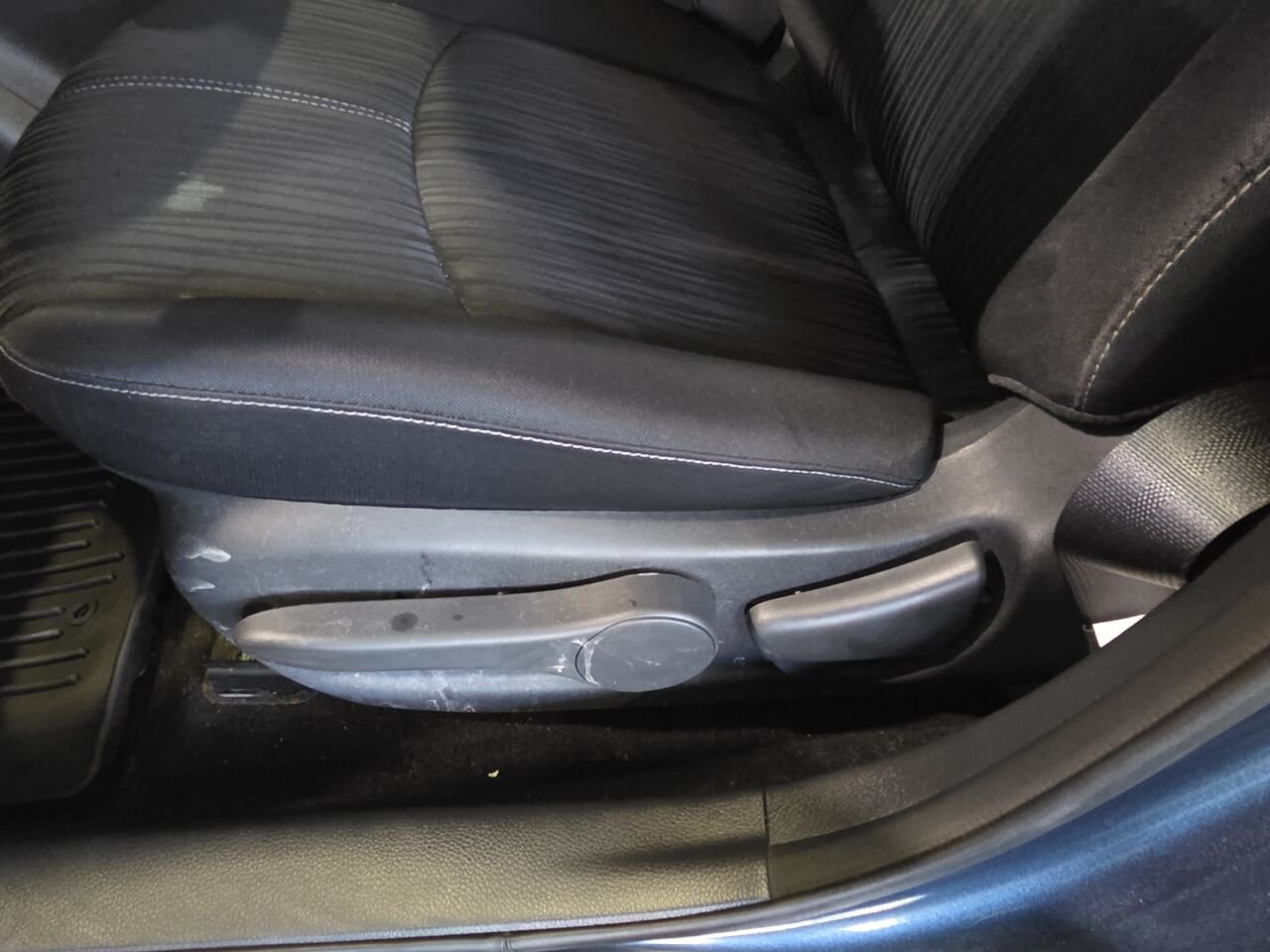 Nissan Sentra 2016 Bleu Longueuil, - photo #12