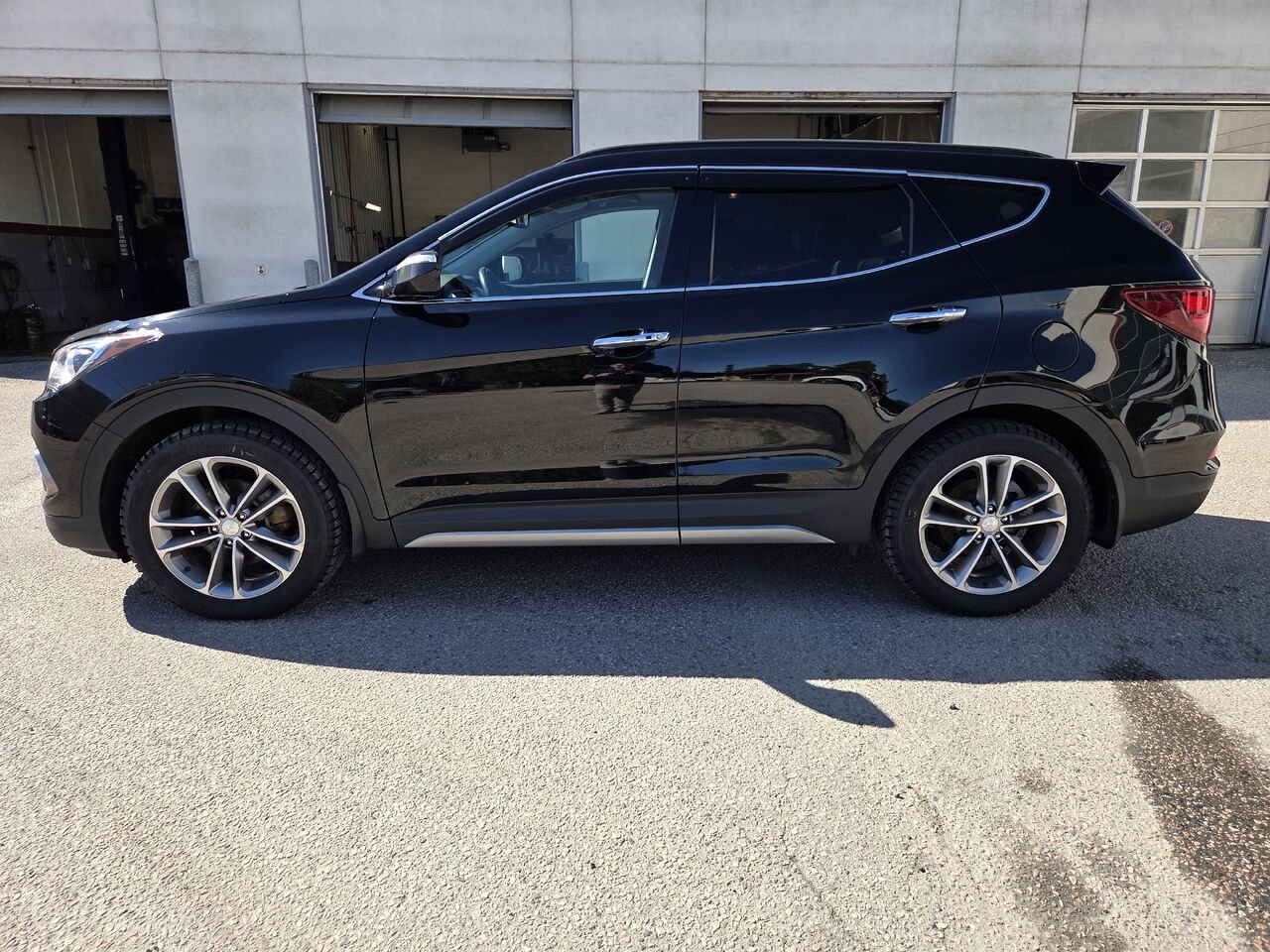 HYUNDAI SANTA FE SPORT 2018 Noir Amos - photo #13