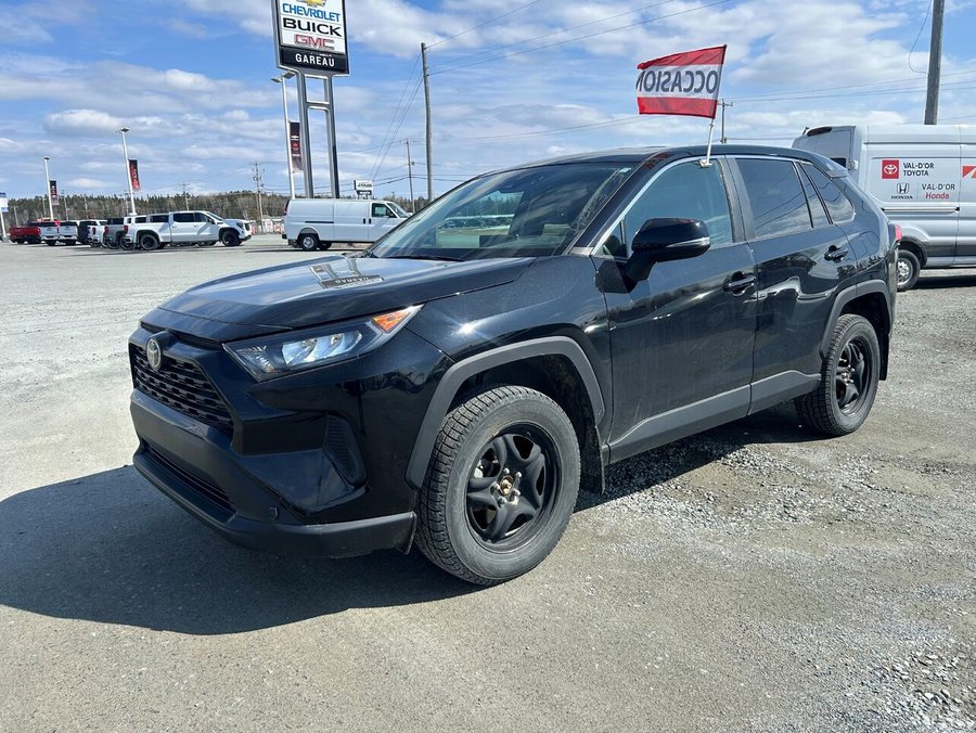 Toyota RAV4 LE TI 2023 2023 Noir minuit métallisé