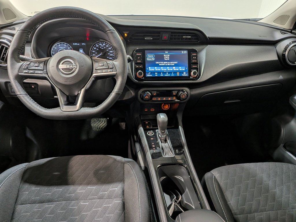 Nissan Kicks SV FWD 2024 Blanc Val-David - photo #28