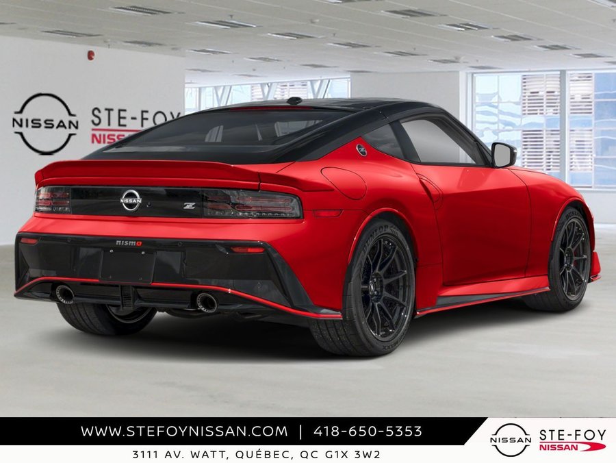 2026 NISSAN Z 2026 Solid Red/Super Black