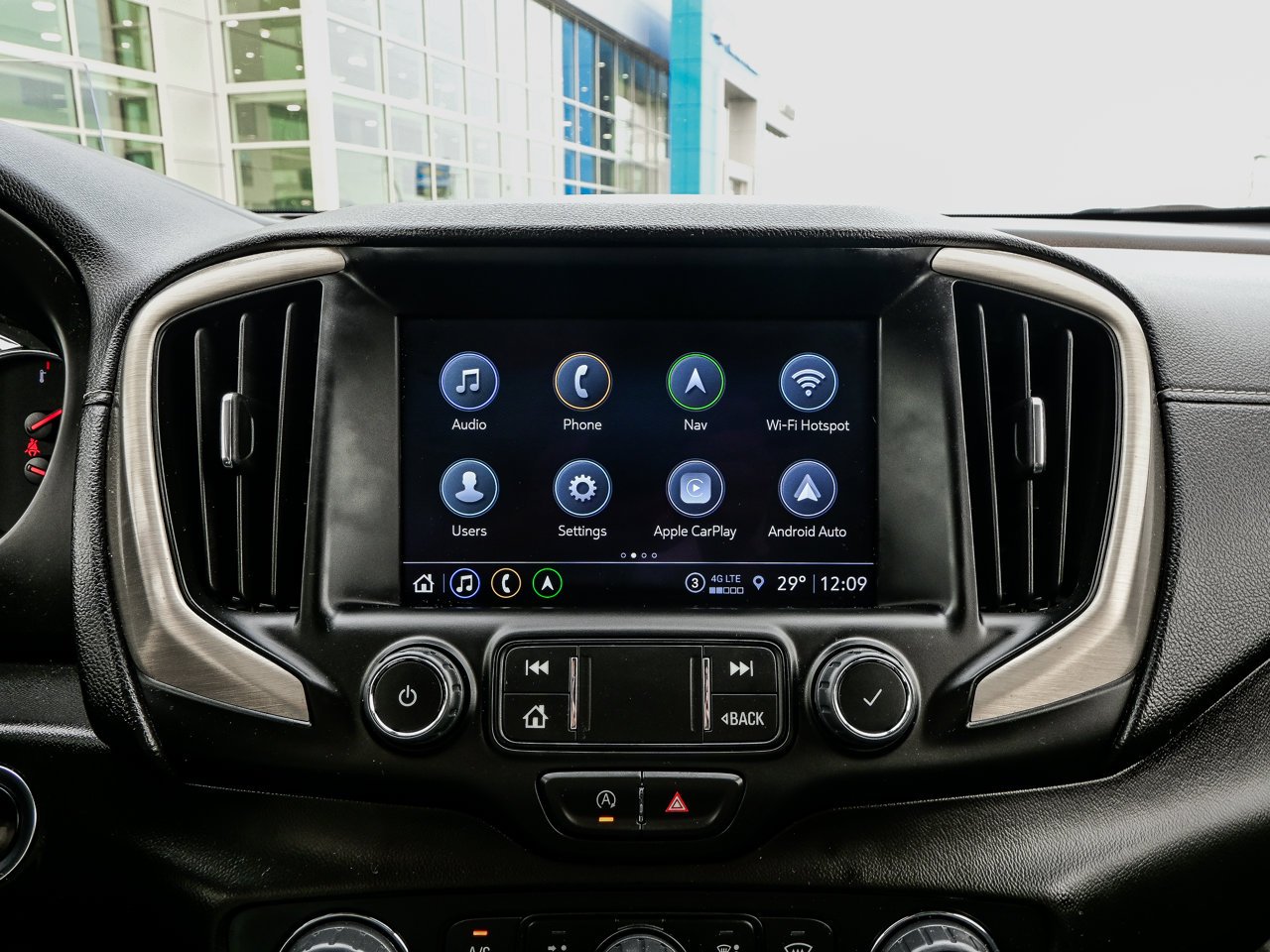 2022 GMC Terrain AWD 4dr Denali White Sherwood Park - photo #28