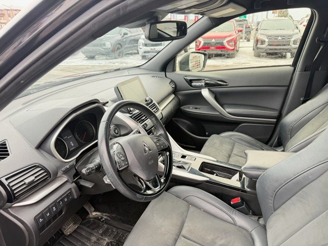 Mitsubishi Eclipse Cross SEL S-AWC-CUIR/SUÈDE-BANC CHAUFFANT-BLUETOOTH 2022 Noir