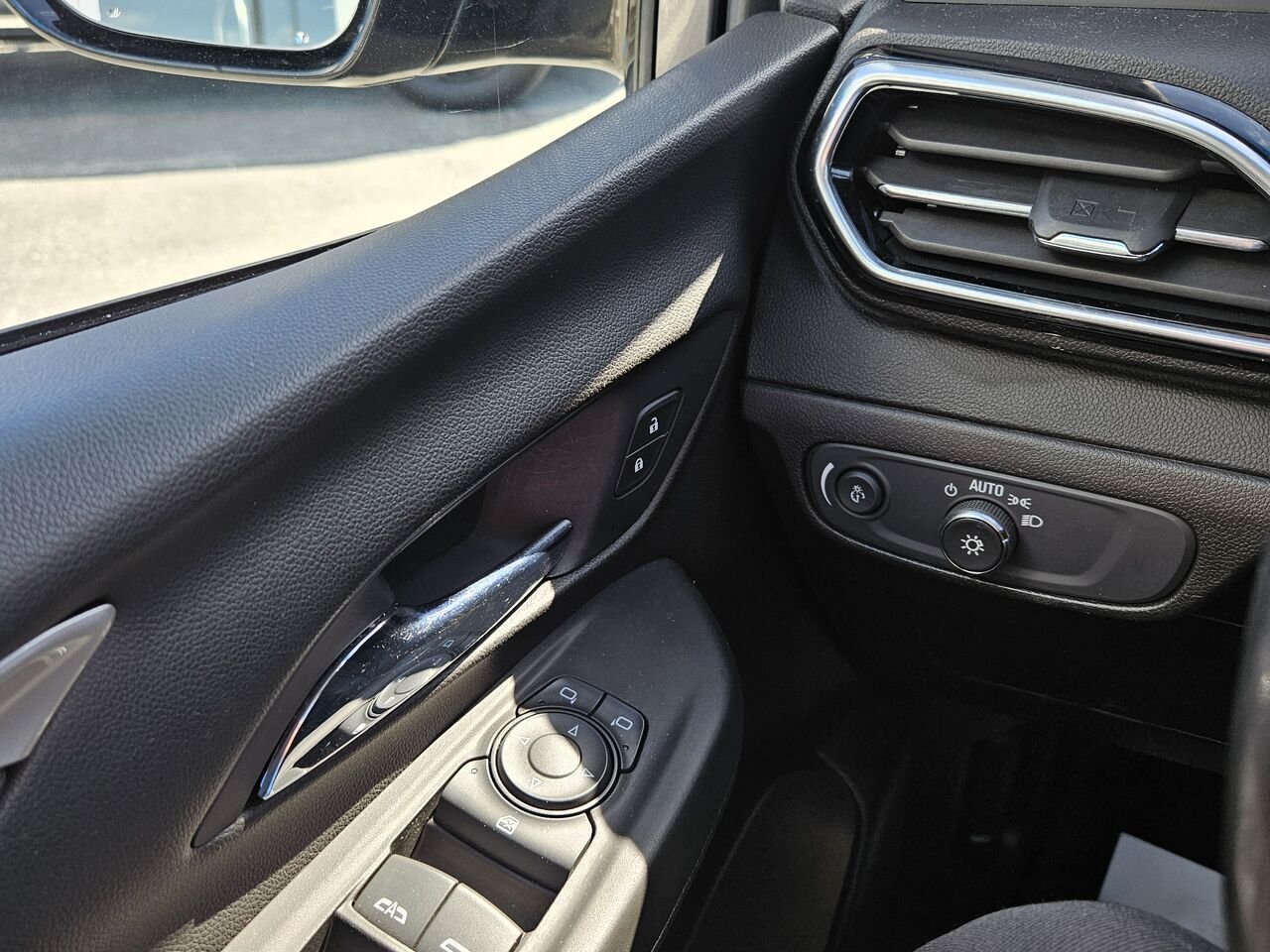 2022 Chevrolet Bolt EV 1LT familiale 5 portes Grey Thetford Mines - photo #12