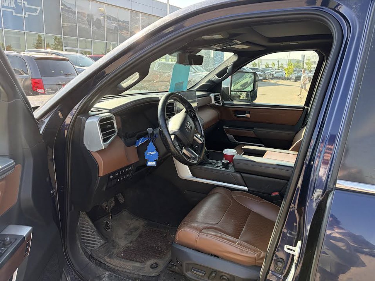 2022 Toyota Tundra 4x4 Crewmax Platinum Long Bed Blue Sherwood Park - photo #6