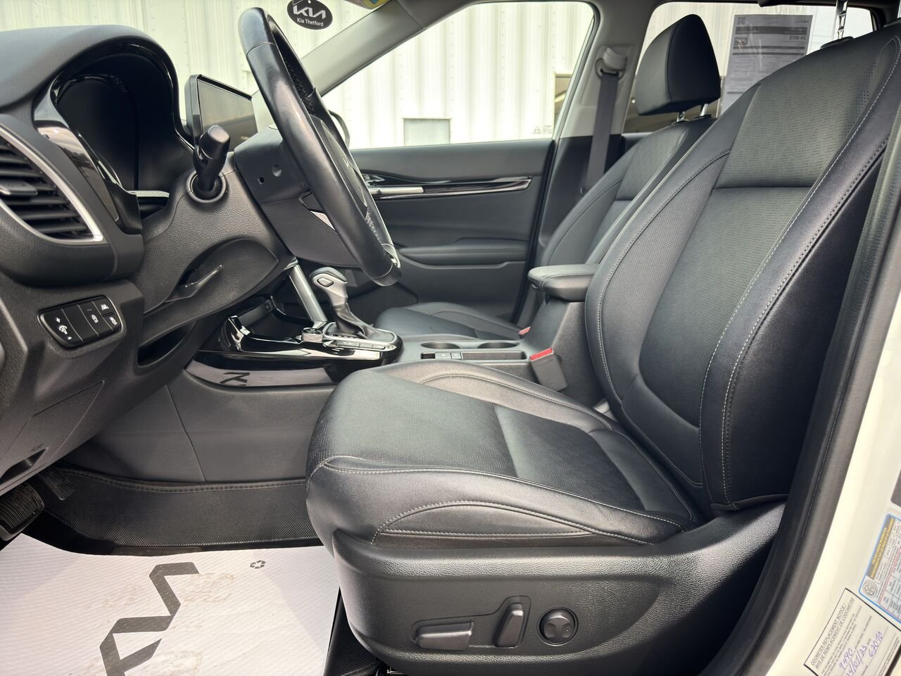 Kia Seltos 2023 Blanc Thetford Mines - photo #11