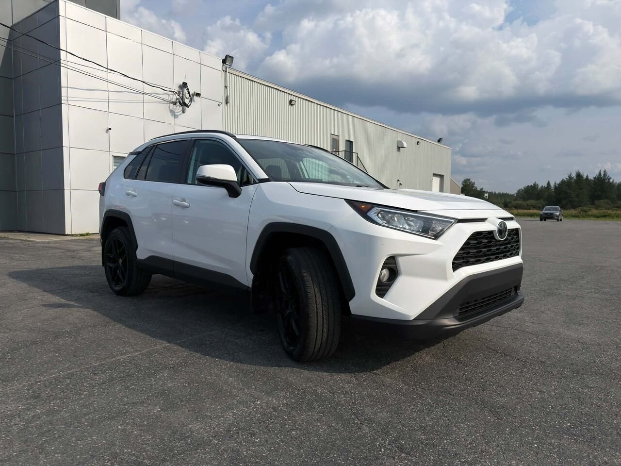 Toyota RAV4 u03090 | XLE TI 2021 Blanc Val-d'Or - photo #2