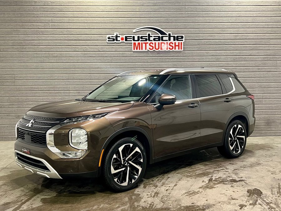 Mitsubishi Outlander SEL**S-AWC**TAUX À PARTIR 0.9%**TOIT OUVRANT**CUIR 2022 Noir