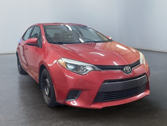 2016 Toyota COROLLA LE Red