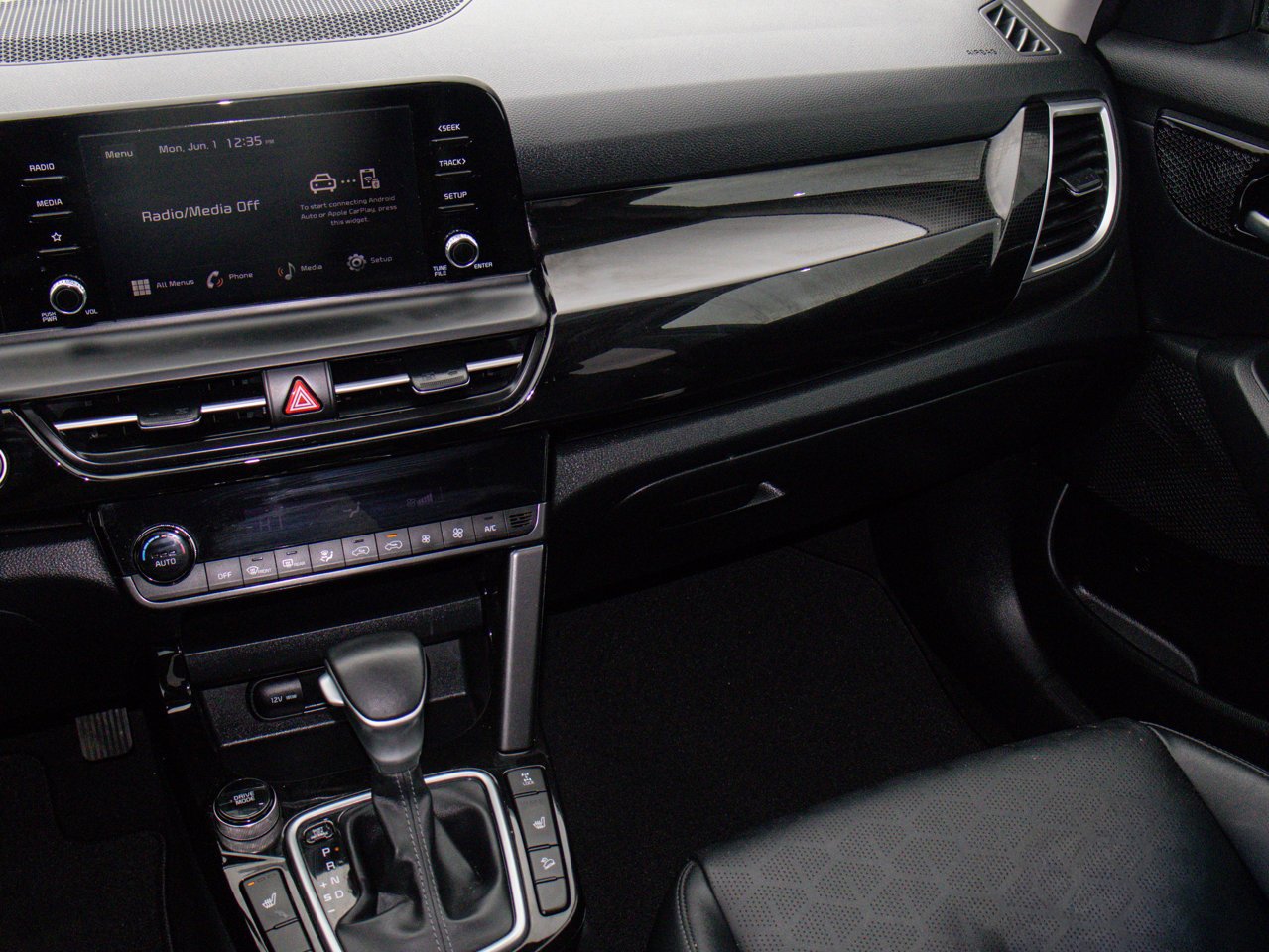 2025 Kia Seltos EX AWD Blue Sherwood Park - photo #27