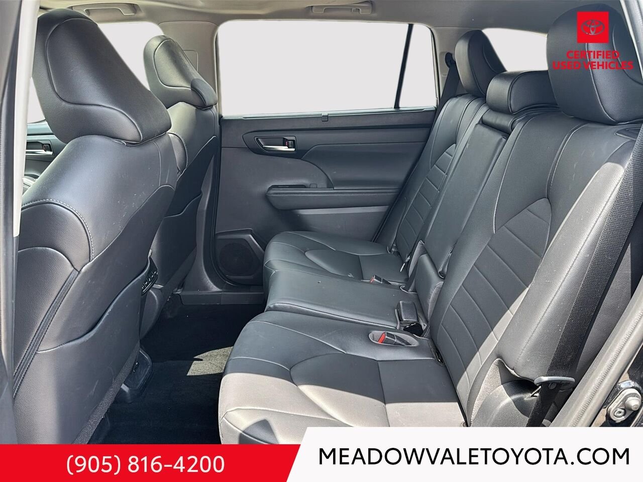 2020 Toyota Highlander New Tires, One Owner Black Mississauga - photo #20