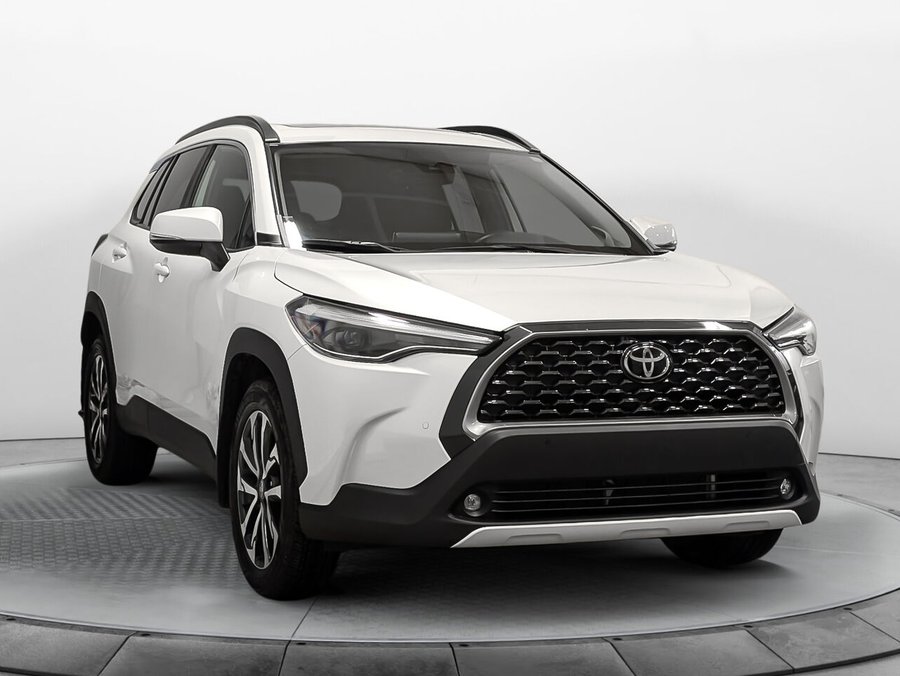 Toyota Corolla Cross AWD XLE Bas Kilométarge 1 propriétaire Cuir 2022