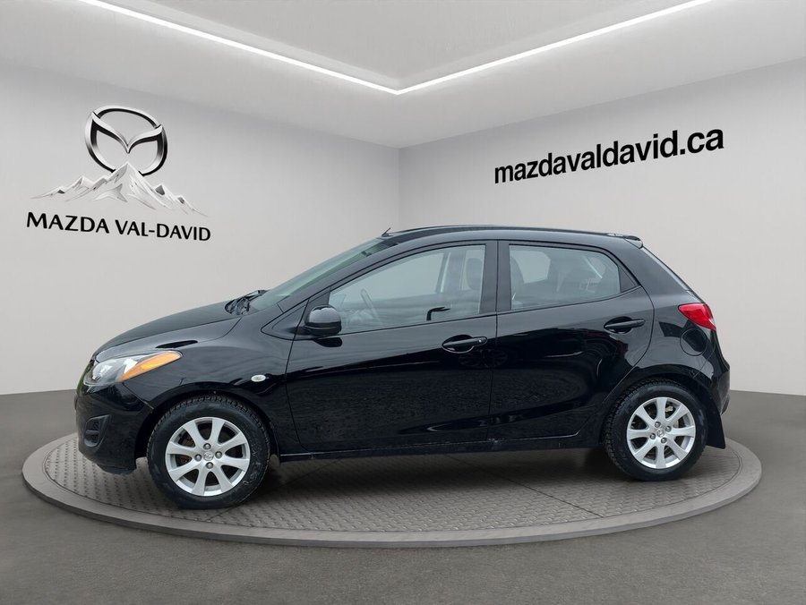 Mazda Mazda2 GX bicorps automatique 4 portes, VÉHICULE RECONSTRUIT 2011 Noir