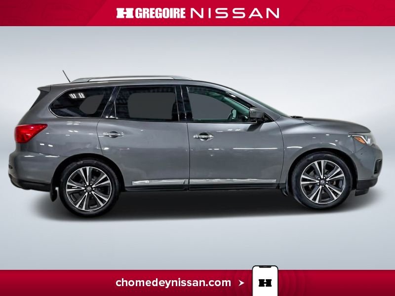 2017 Nissan Pathfinder Grey Saint-Eustache - photo #10