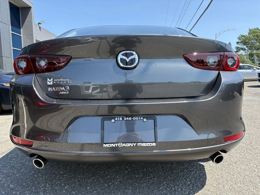 2026 MAZDA Mazda3 2026 Machine Grey Metallic