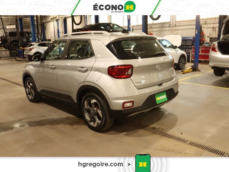 2021 Hyundai Venue Silver Saint-Eustache - photo #5