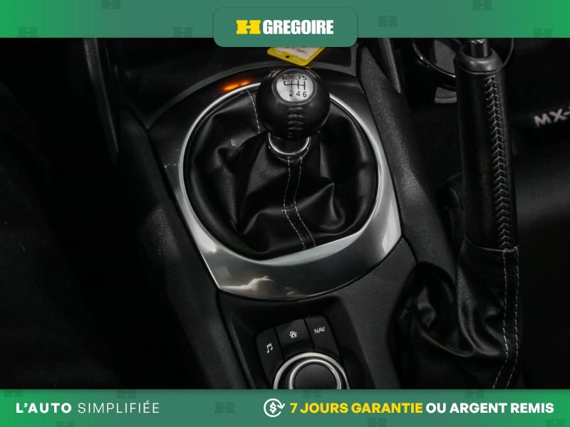 2020 Mazda MX-5 Grey Laval - photo #17