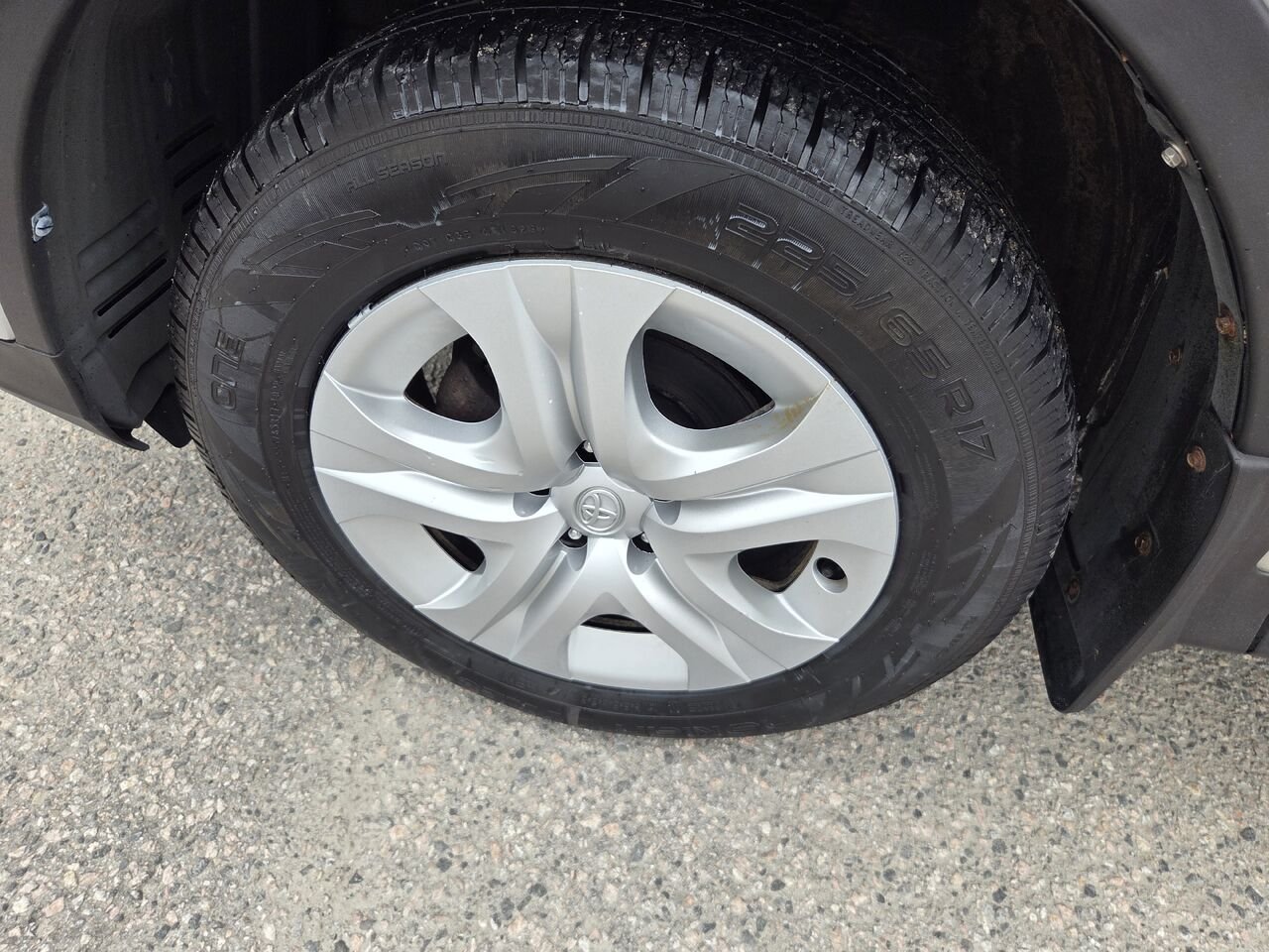 Toyota RAV4 2015 Argent Amos - photo #9