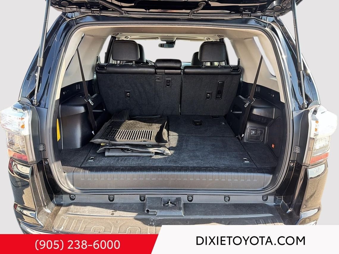2021 Toyota 4Runner Power Sunroof, Leather Interior, Heated Seats, Alloy Wheels, Heated Steering Wheel, Running Boards, Bluetooth Midnight Black Metallic Mississauga - photo #42
