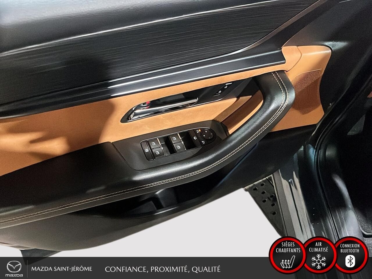 2024 Mazda CX-90 hybride léger Signature | TOIT PANORAMIQUE | AWD | CUIR | SIEGES CAPITAINES | Grey Saint-Jérôme - photo #12
