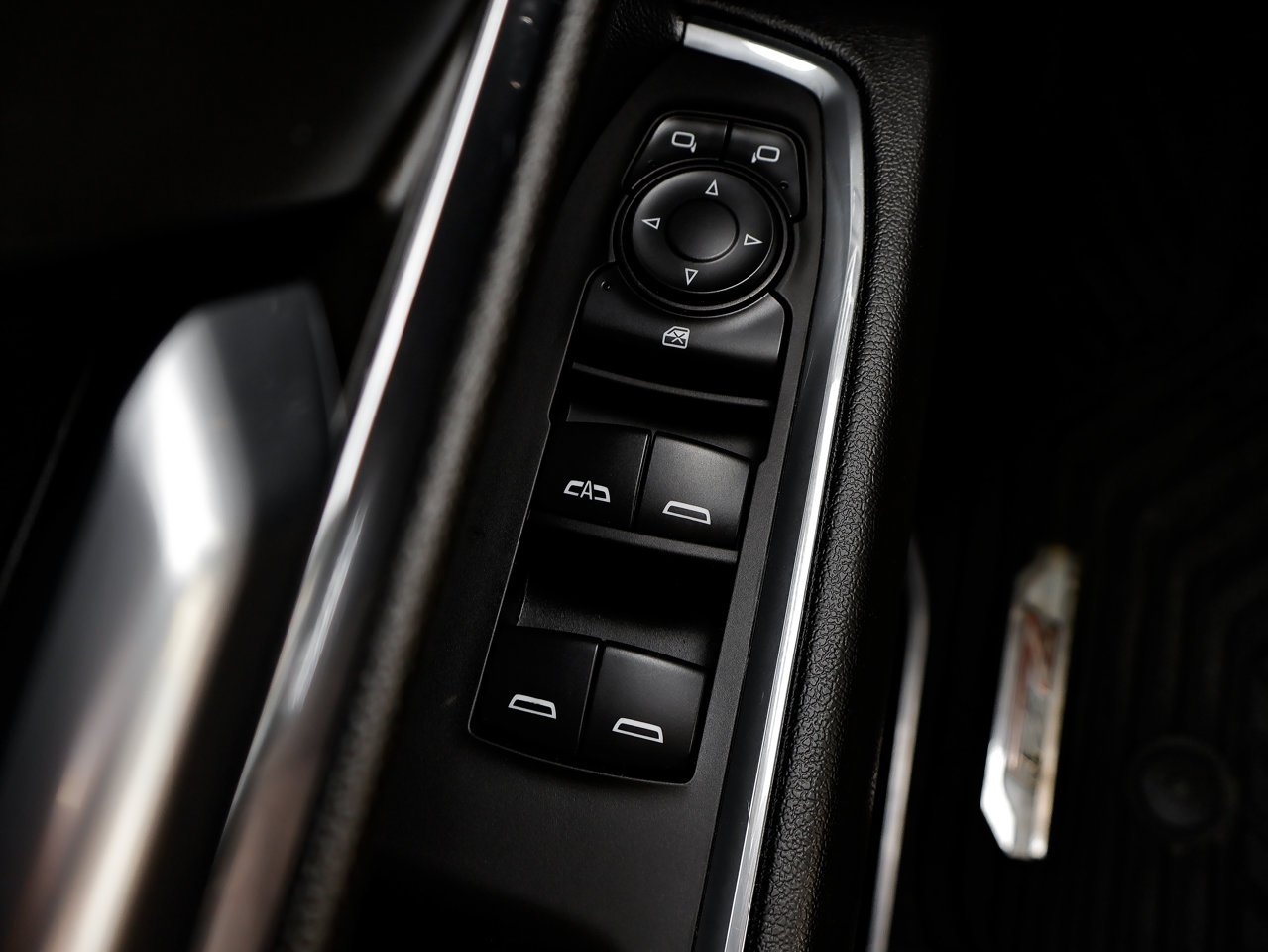 2024 Chevrolet Silverado 1500 4WD Crew Cab 147 RST Grey Sherwood Park - photo #16
