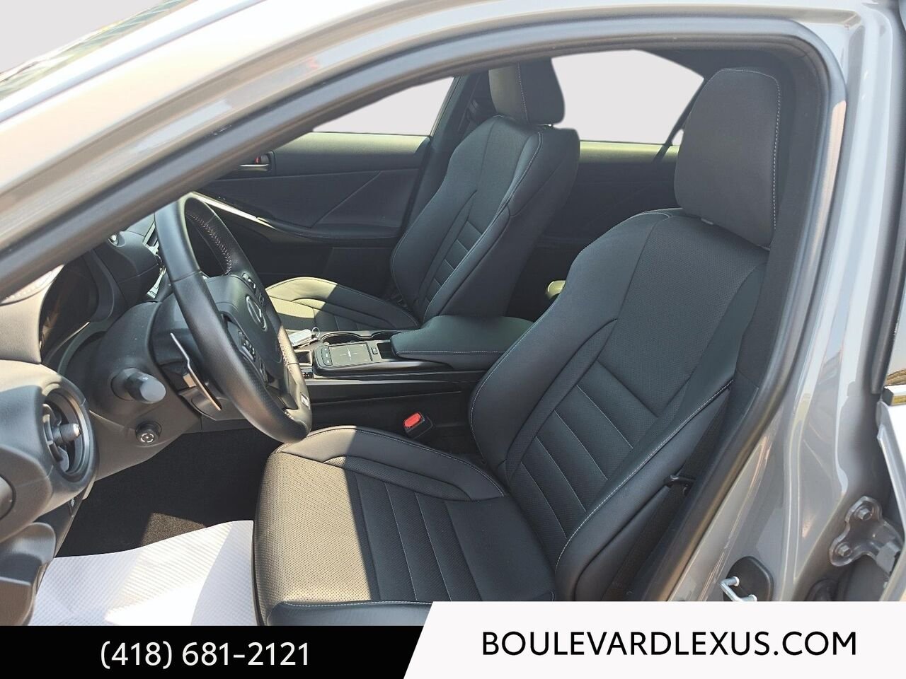 Lexus IS 19860A 2025 Gris Québec - photo #8