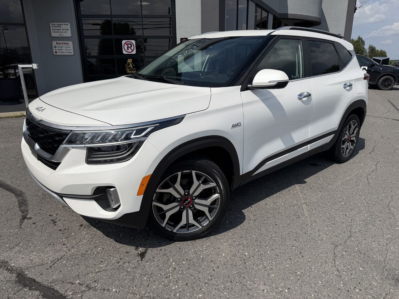 Kia Seltos 2022 Blanc Lac Mégantic - photo #0