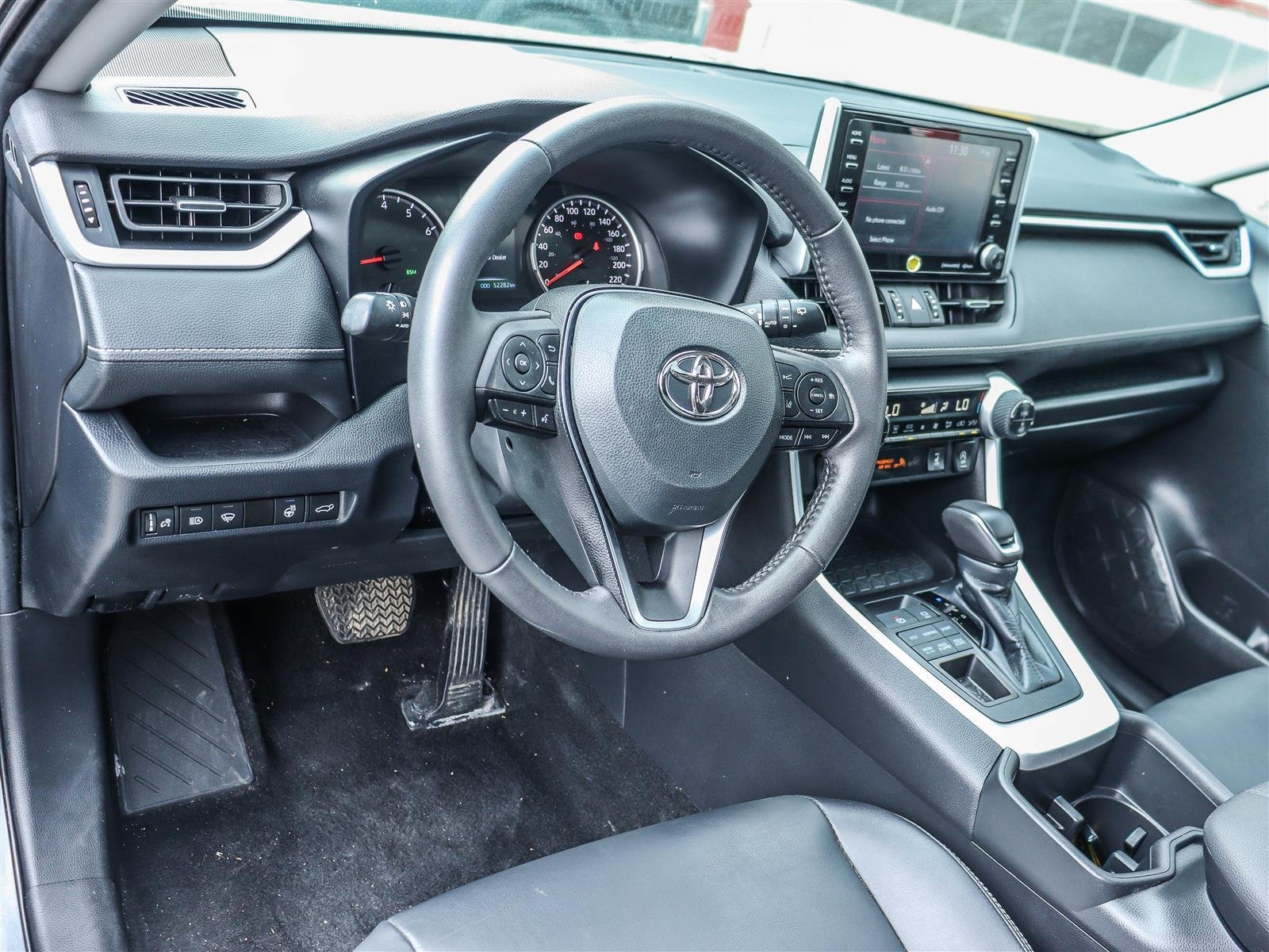 Toyota RAV4 XLE 2022 Grey Ottawa & Gatineau - photo #8