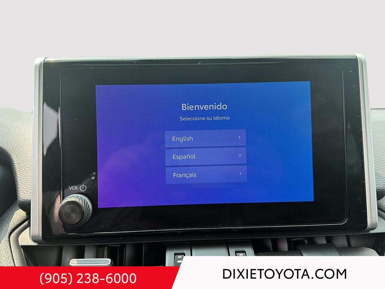 2024 Toyota RAV4 Prime PRIME XSE PLUG-IN HYBRID AWD / CLEAN CARFAX / HEATED SEATS / LEATHER SURFACE / MOONROOF / CARPLAY AND ANDROID AUTO Red Mississauga - photo #14