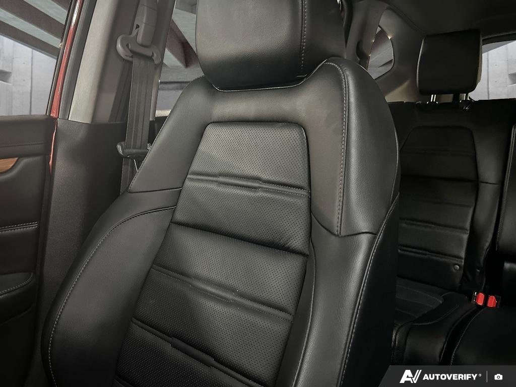 2019 Honda CR-V 2601781A | Touring Red Edmonton - photo #19