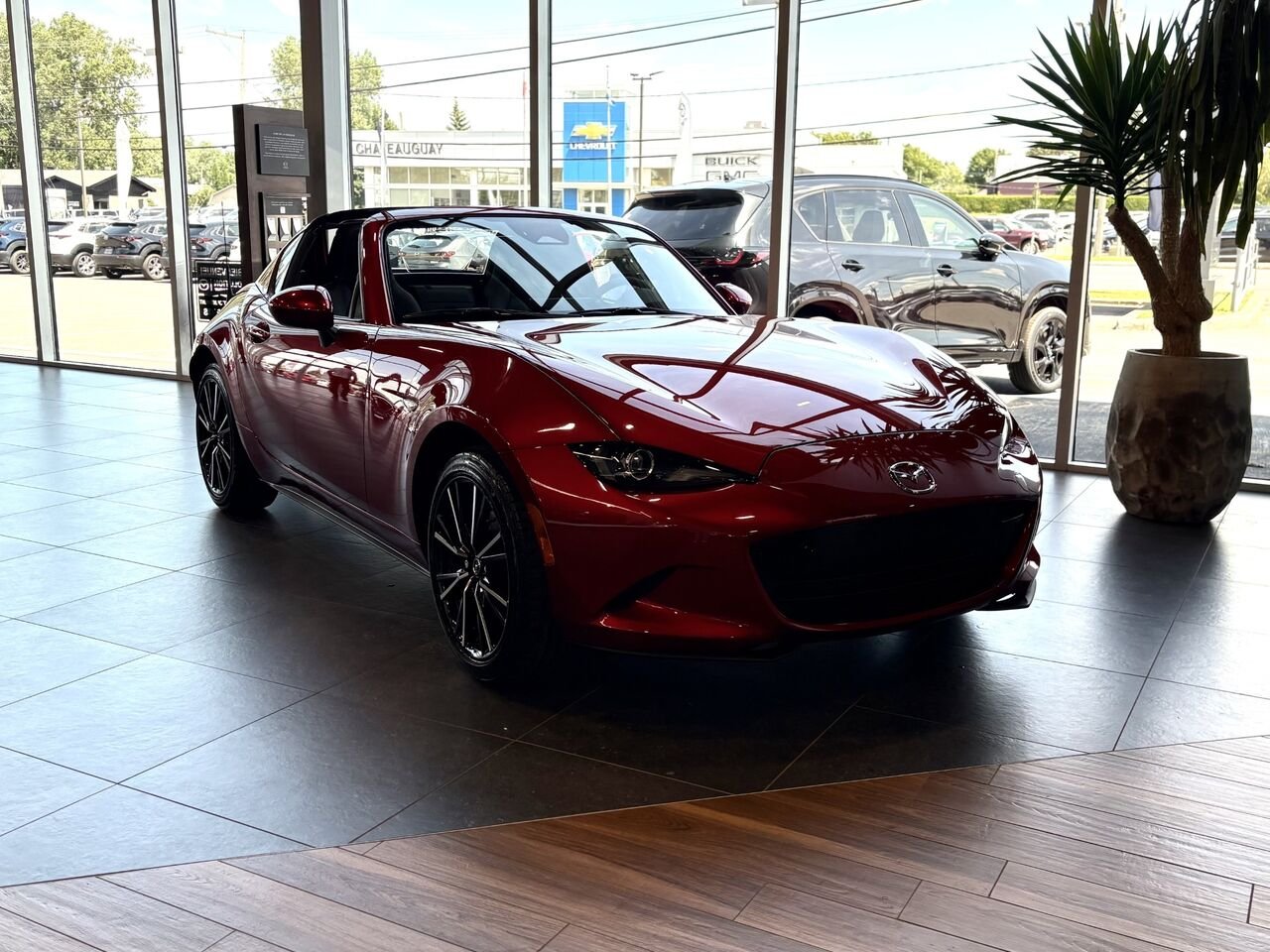 2026 MAZDA MX-5 RF GT BM Soul Red Crystal Metallic Châteauguay - photo #3