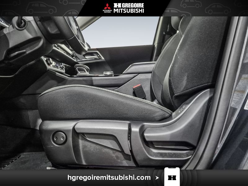 Mitsubishi Outlander 2025 Gris Saint-Eustache - photo #14