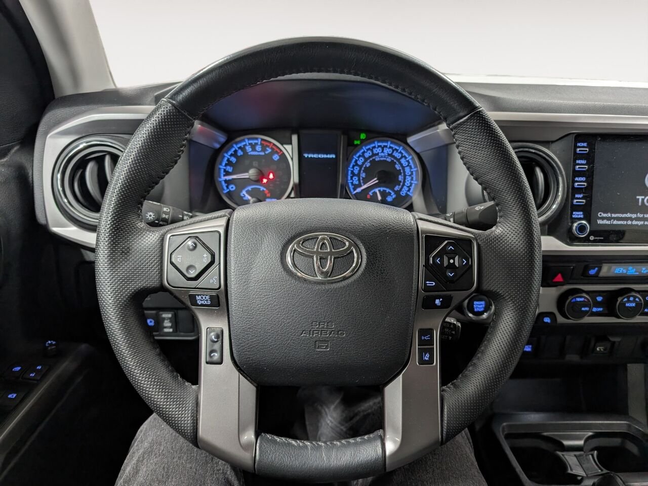 2023 Toyota Tacoma 3TYDZ5BN1PT031590 White Sherbrooke - photo #11
