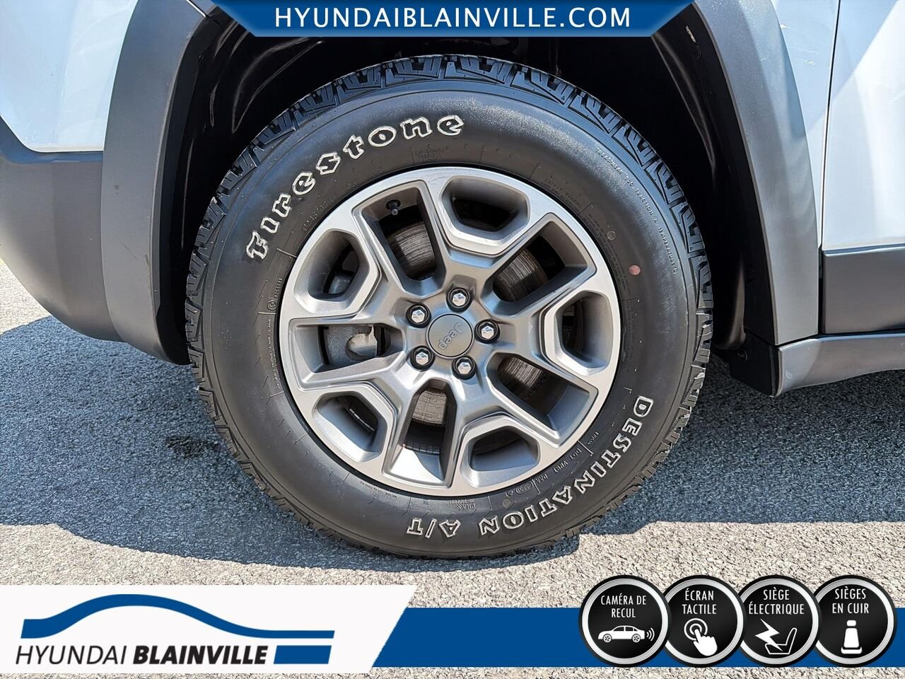 Jeep Cherokee 2020 Blanc Blainville - photo #7