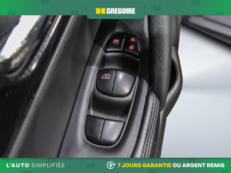 2020 Nissan Rogue Grey Laval - photo #18