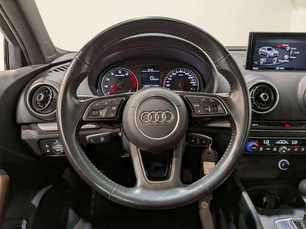 Audi A3 Sedan 2.0 TFSI quattro Komfort 2018 Blanc Val-David - photo #13