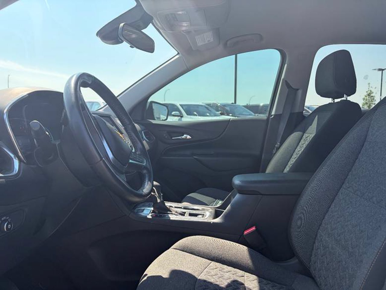 2022 Chevrolet Equinox AWD 4dr LT w/1LT White Sherwood Park - photo #5