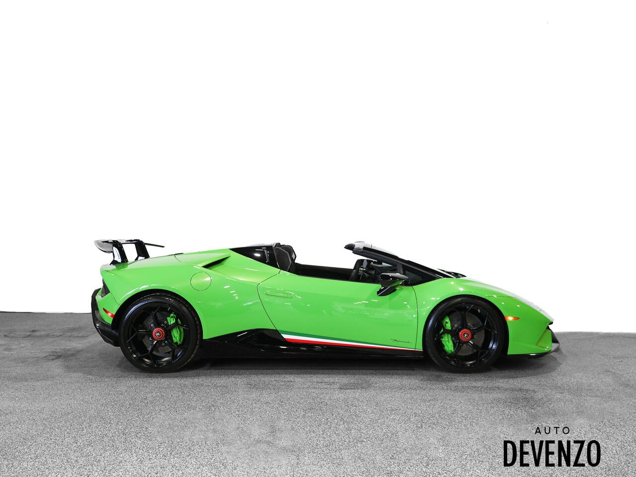 2018 Lamborghini Huracan Green Saint-Eustache - photo #1