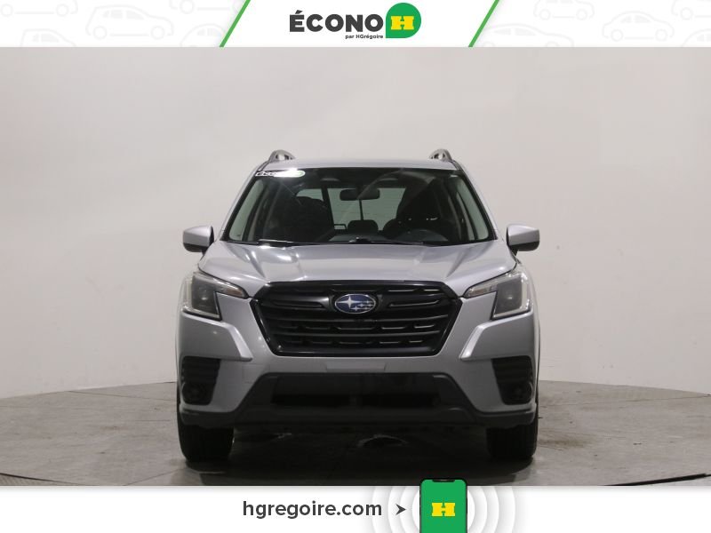 2023 Subaru Forester Silver Saint-Eustache - photo #1