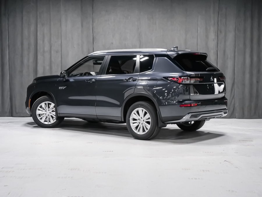 2026 Mitsubishi Outlander Plug-In Hybrid SE Grey