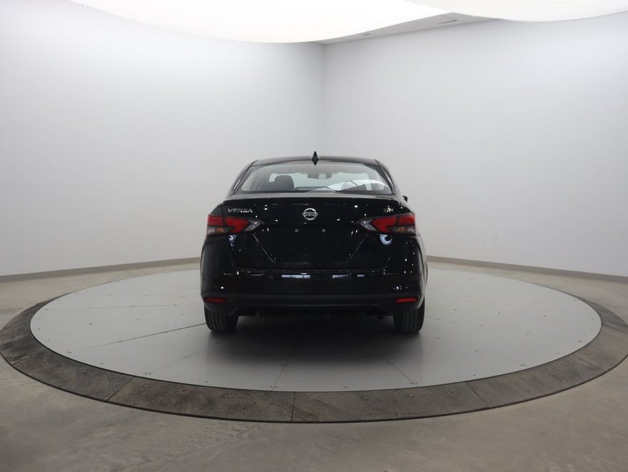 Nissan Versa 2022 2022 Noir