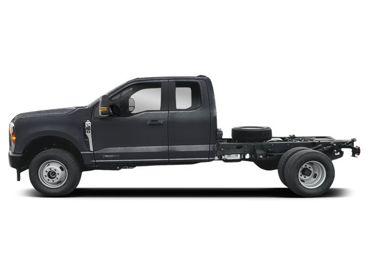 2026 Ford Super Duty F-350 à roues arrière jumelées Châssis-cabines XL