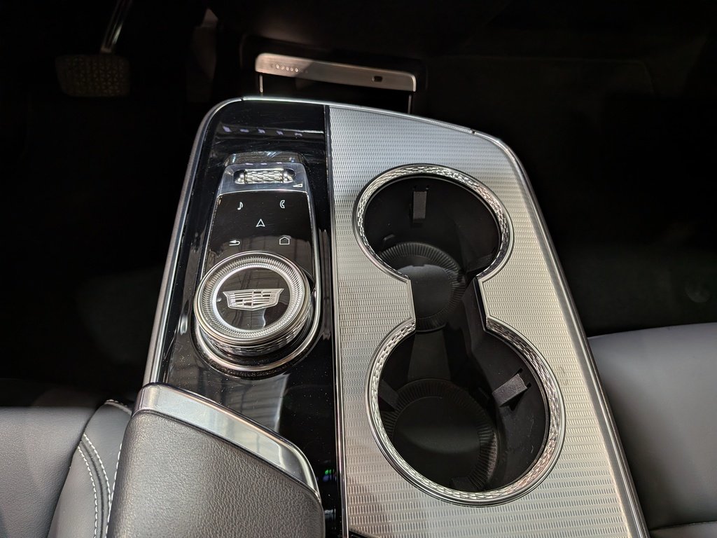 Cadillac LYRIQ 4dr Tech w/1SA 2024 Gris Val-David - photo #29