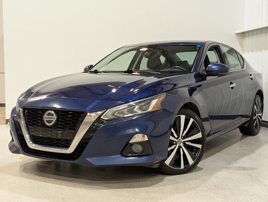 2021 Nissan Altima 2.5 Platinum AWD, Cuir, Toit ouvrant, Bande 3M 