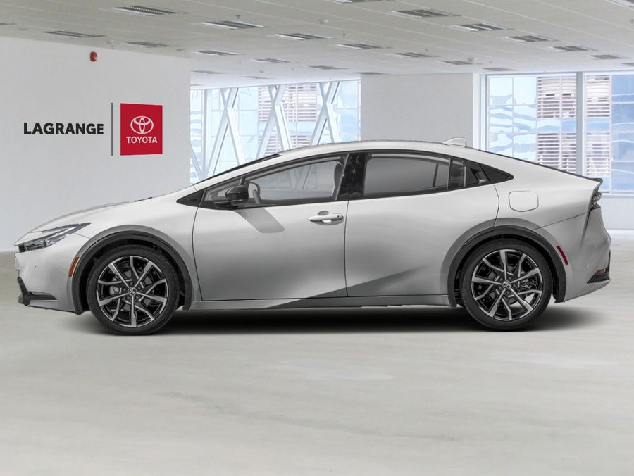 2026 Toyota Prius Plug-in Hybrid 2026 Cutting Edge Silver