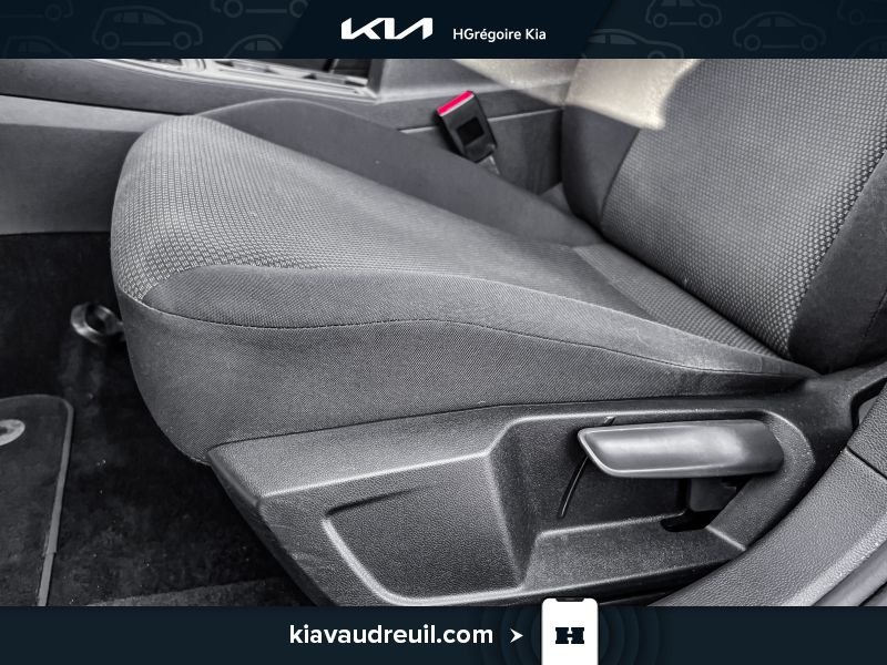 Volkswagen Jetta KF8009 | Comfortline 2019 Gris Laval - photo #23
