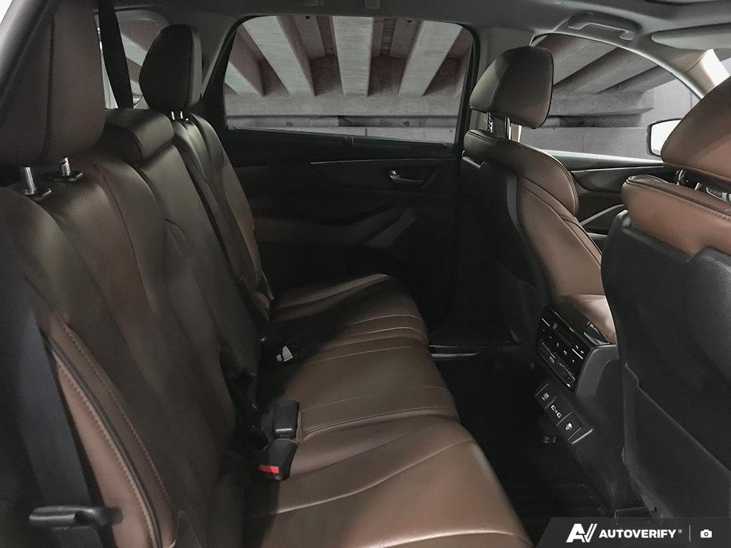2023 Acura MDX 2601321A | Platinum Elite Silver Edmonton - photo #20