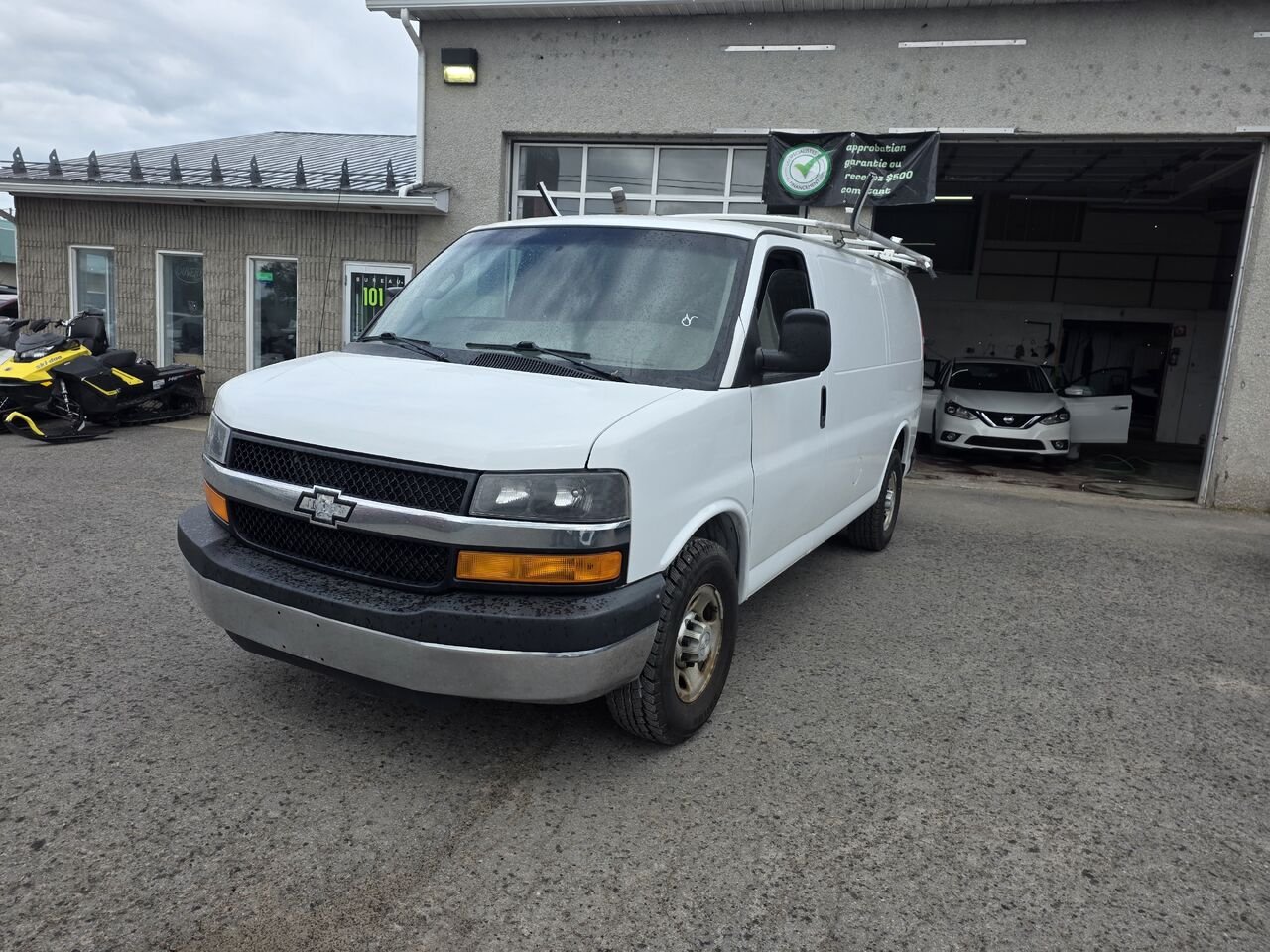 Chevrolet Fourgonnette Express utilitaire 2016 Blanc Longueuil, - photo #0