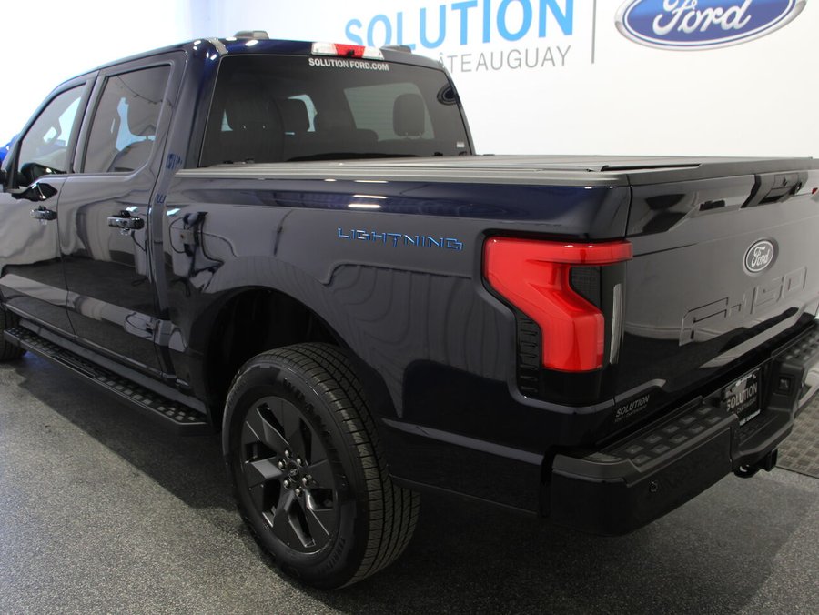 2025 Ford F-150 Lightning 2025 Blue